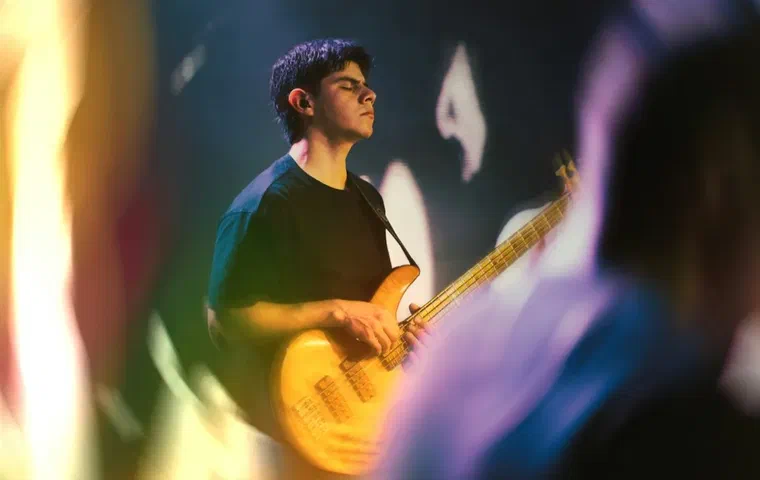 Thumbnail for 'The Art of Playing Less'